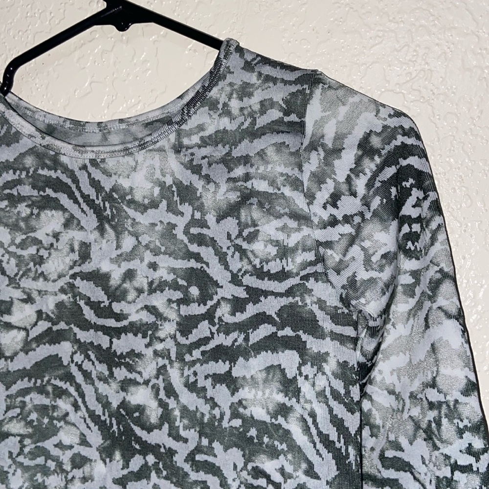 Fabletics Cropped Long Sleeve Workout Top